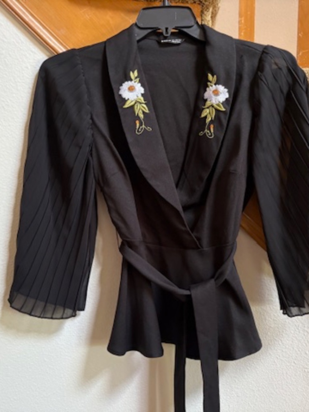 NWOT Black Tuxedo-Style Blouse with Belt + Embroidery never worn women's size S